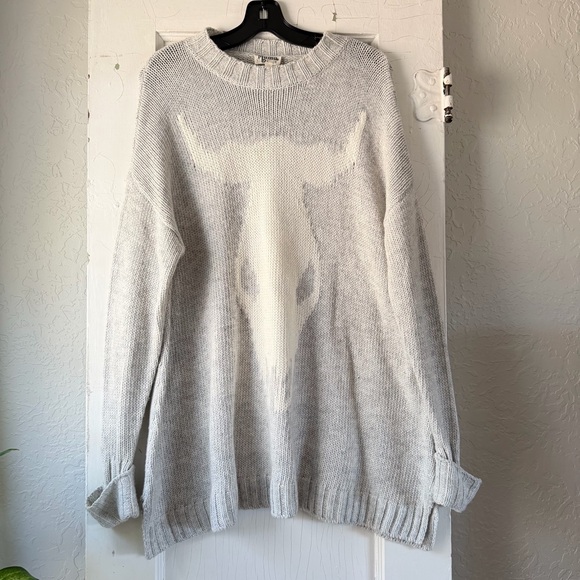 Show Me Your MuMu Sweaters - MUMU Mellow Gray Bull Skull Sweater